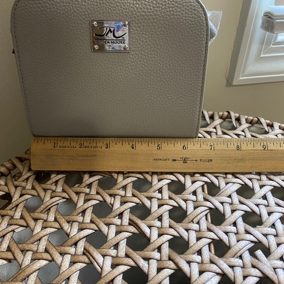 Purse - Picture 6 of 8